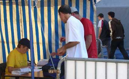 Les premiers arriv�s. 