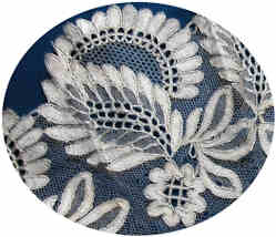 dentelle blonde