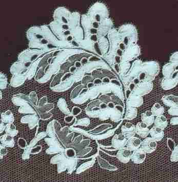  dentelle blonde (XIXe siecle) - 14ko