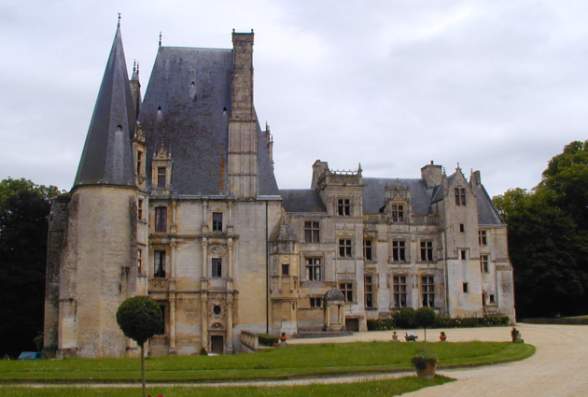 Chateau de Fontaine Henry